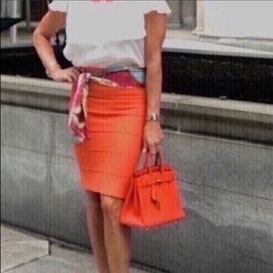BRAND NEW BCBG MAXAZRIA ORANGE POWER SKIRT - JUPE